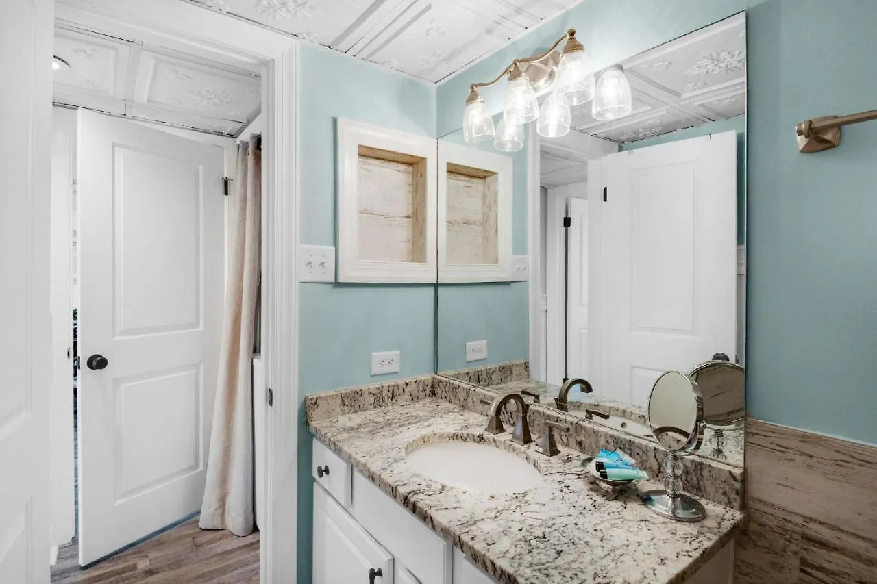 Windward 403 At Edgewater Apartment Panama City Beach United States